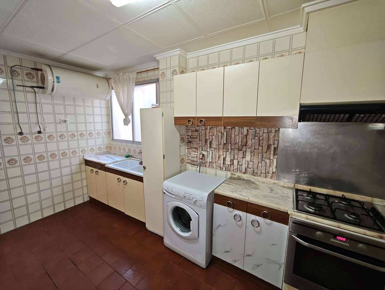 4 bedroom Apartment for sale in Salinas with garage - € 89,995 (Ref: 9438709)