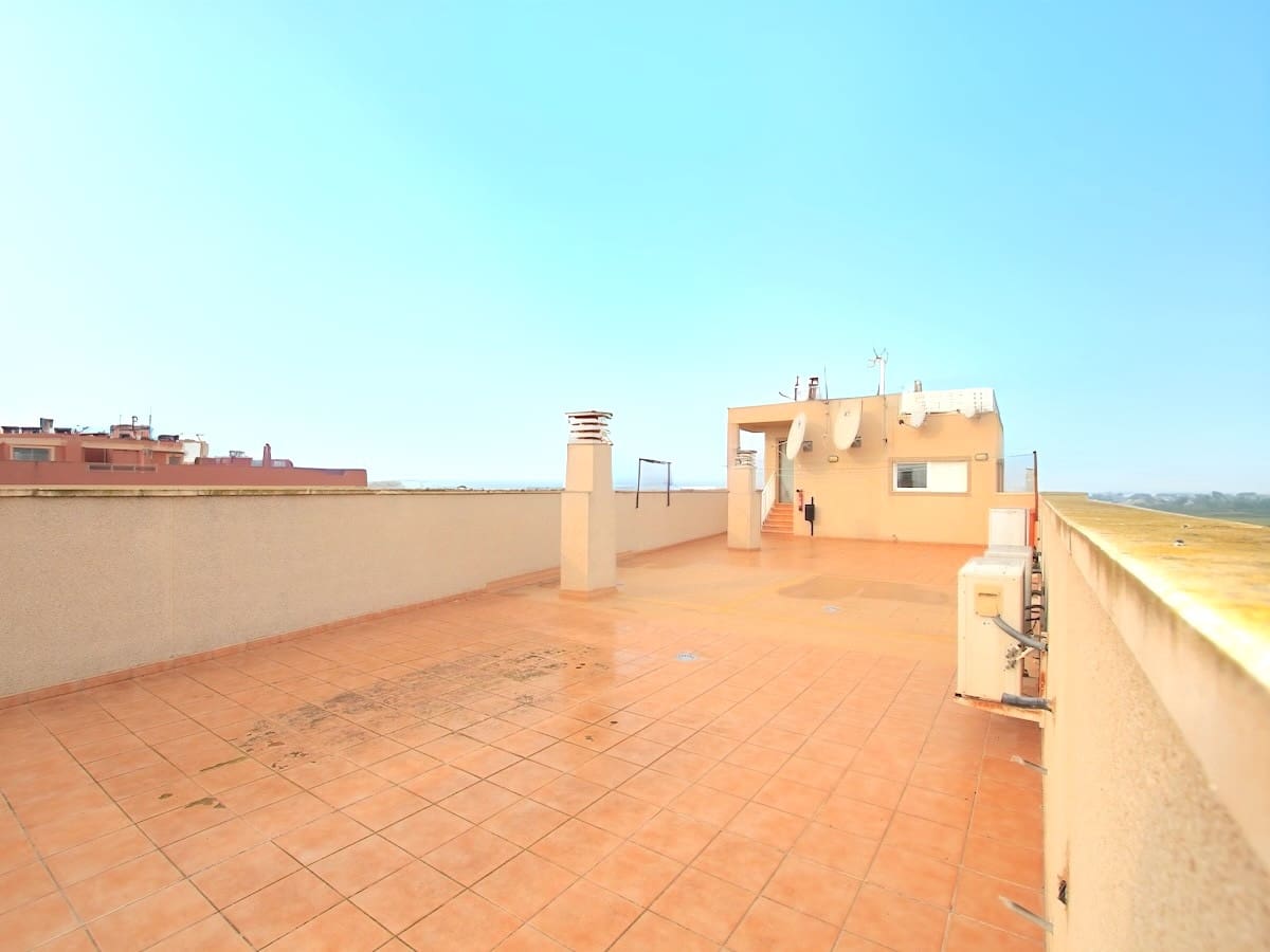 2 sovrum Lägenhet till salu i Los Palacios - 89 950 € (Ref: 9438952)