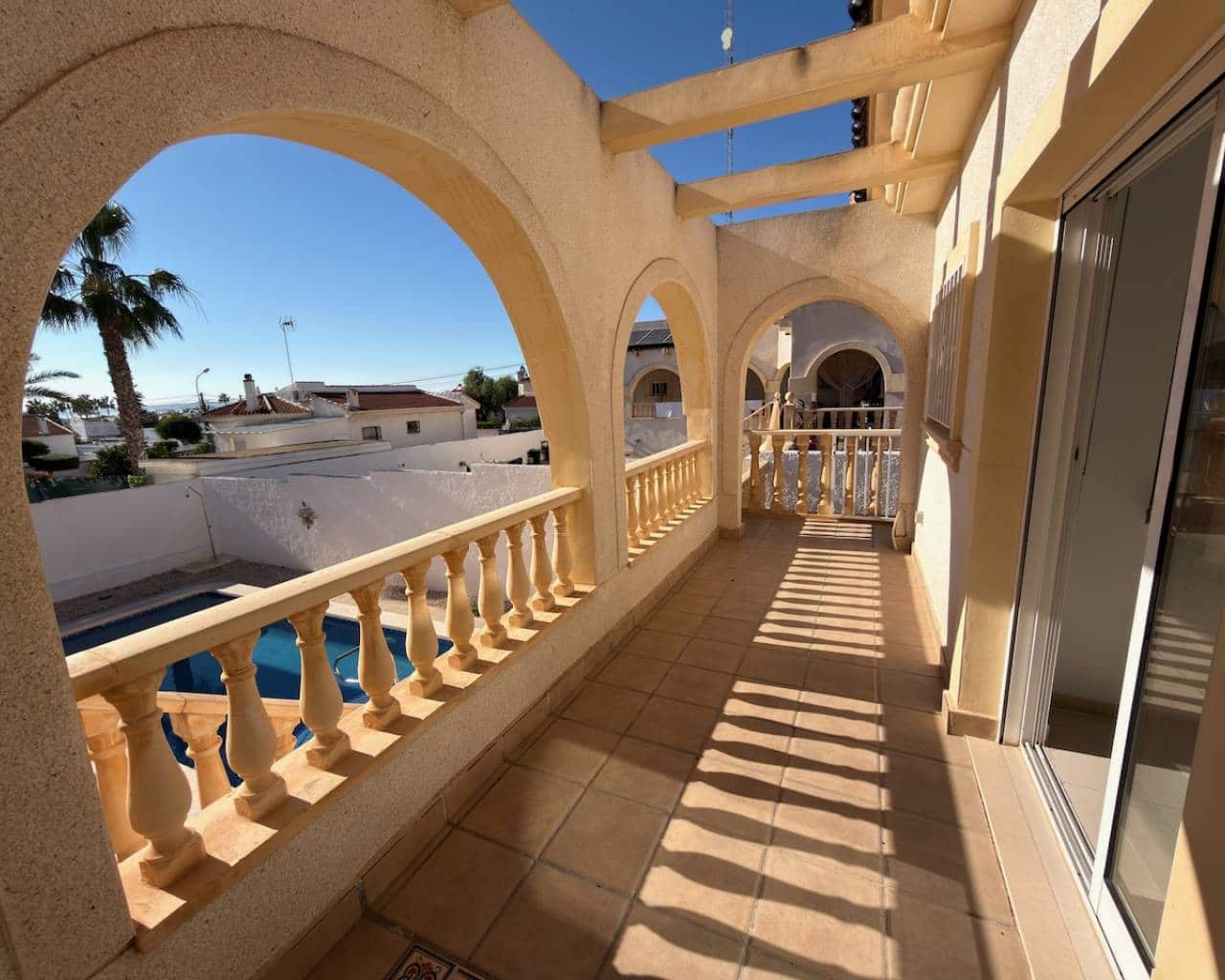 5 soverom Villa til salgs i Ciudad Quesada med svømmebasseng - € 550 000 (Ref: 9449297)