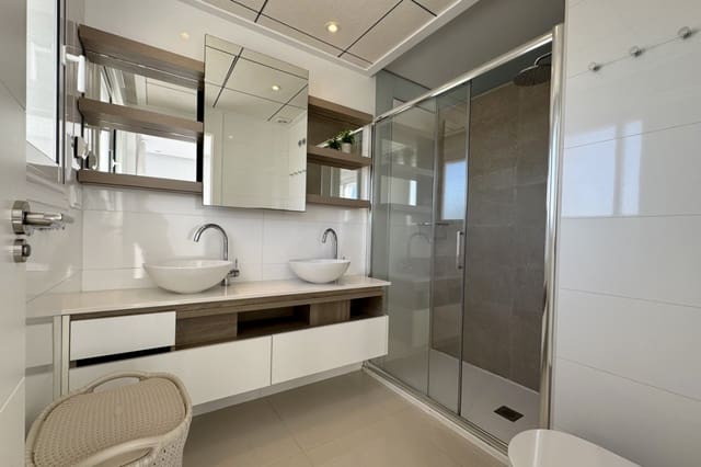 3 sovrum Lägenhet till salu i Ciudad Quesada, Rojales med pool - 349 950 € (Ref: 9449298)