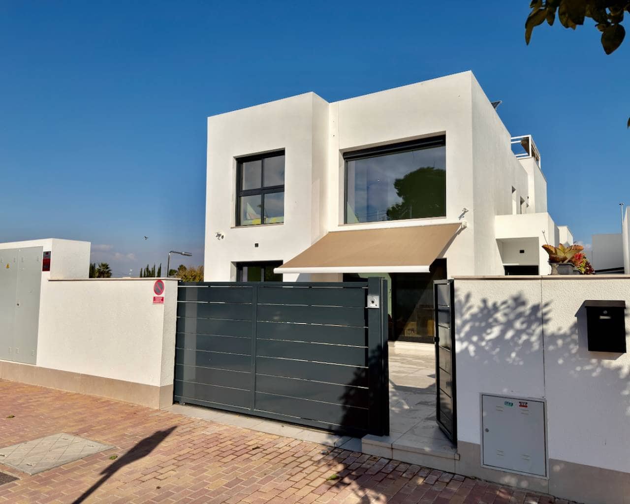 3 slaapkamer Villa te koop in Formentera del Segura met zwembad garage - € 325.000 (Ref: 9450680)