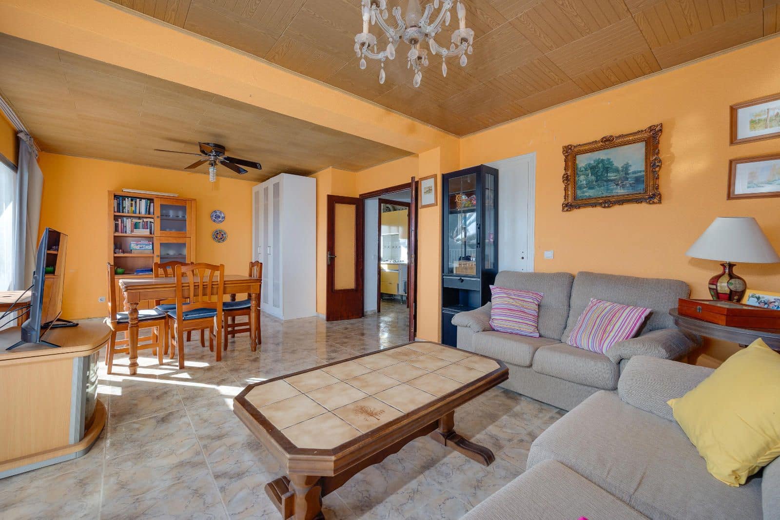 Apartamento de 2 habitaciones en Guardamar del Segura en venta - 155.000 € (Ref: 9450684)