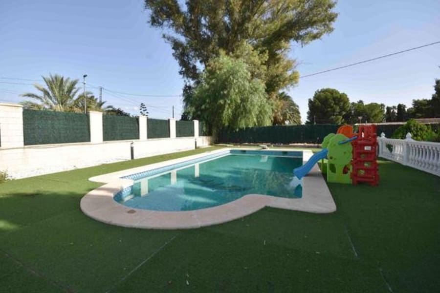 7 slaapkamer Villa te koop in Callosa de Segura met zwembad - € 530.300 (Ref: 9464983)