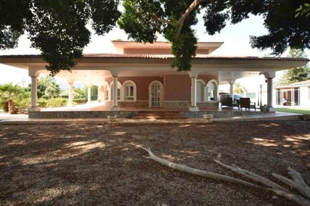 7 slaapkamer Villa te koop in Callosa de Segura met zwembad - € 530.300 (Ref: 9464983)