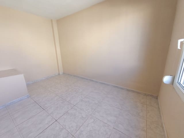 2 bedroom Townhouse for sale in Torrevieja - € 149,000 (Ref: 9465942)