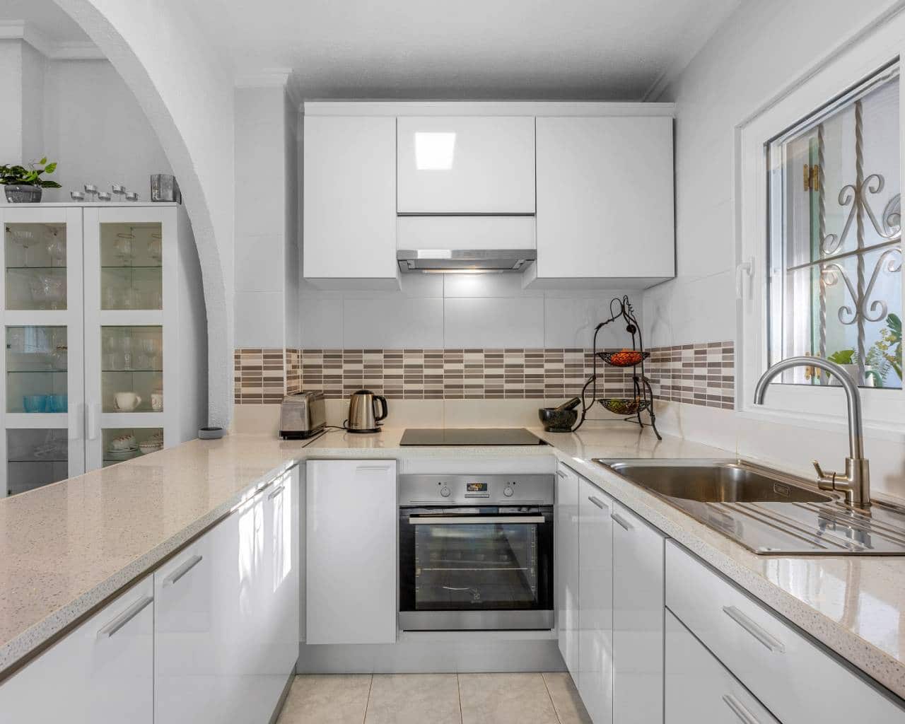 2 makuuhuone Huvila myytävänä paikassa Ciudad Quesada mukana uima-altaan - 195 000 € (Ref: 9475589)