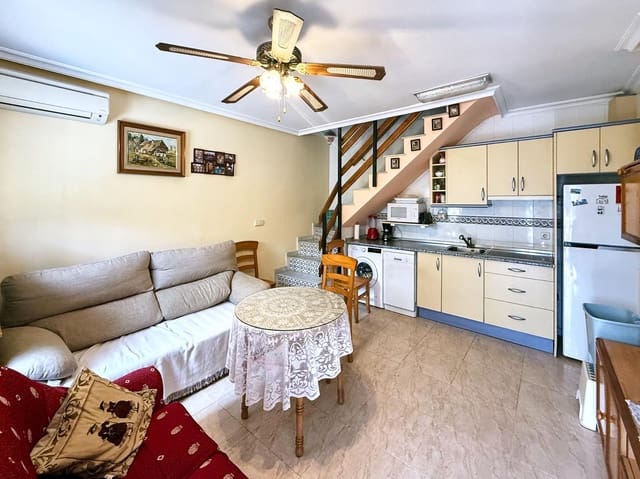 1 soverom Bungalow til salgs i Torrevieja med svømmebasseng - € 127 260 (Ref: 9475590)