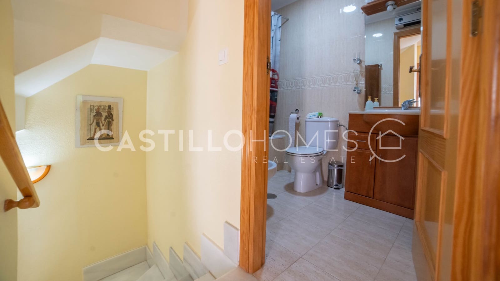 2 makuuhuone Omakotitalo myytävänä paikassa Orihuela Costa mukana uima-altaan - 265 000 € (Ref: 9475592)