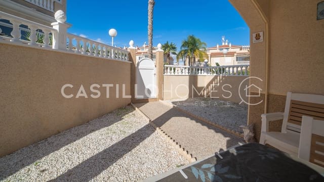 2 makuuhuone Omakotitalo myytävänä paikassa Orihuela Costa, Orihuela mukana uima-altaan - 265 000 € (Ref: 9475592)