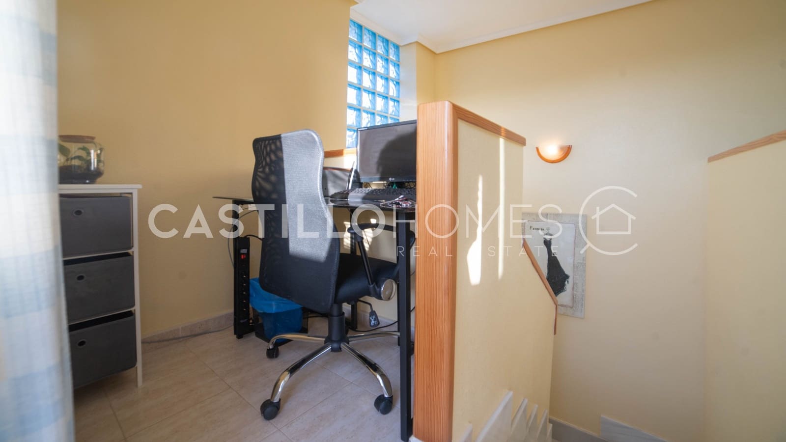 2 makuuhuone Omakotitalo myytävänä paikassa Orihuela Costa mukana uima-altaan - 265 000 € (Ref: 9475592)