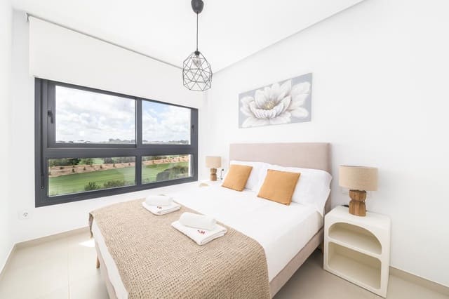 3 quarto Apartamento para venda em Pilar de la Horadada com piscina - 299 000 € (Ref: 9475597)