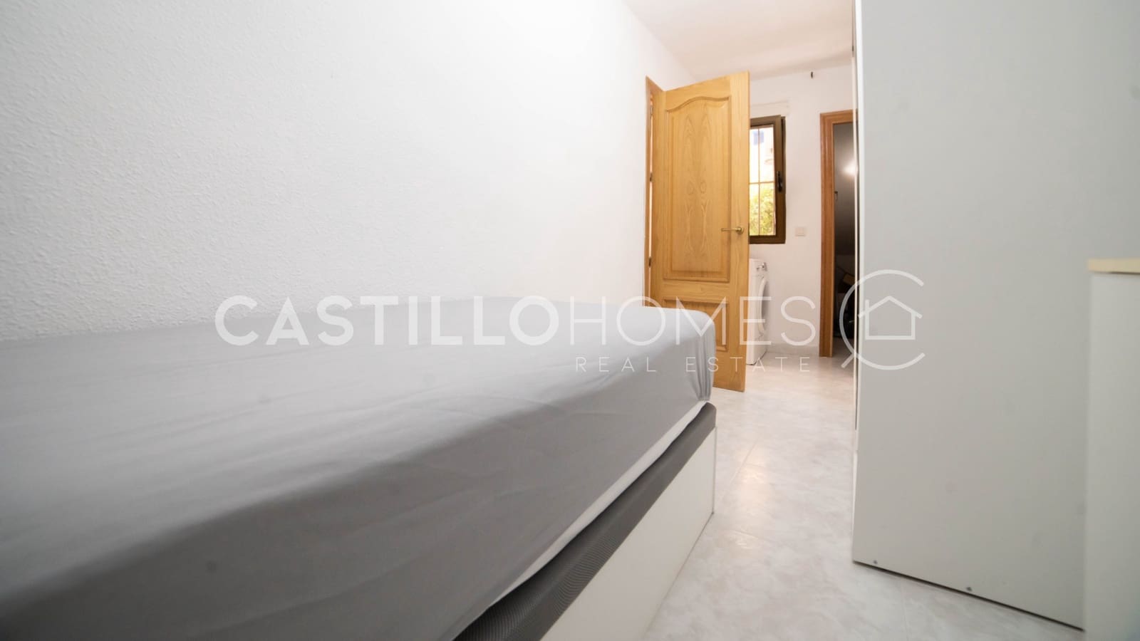 2 makuuhuone Omakotitalo myytävänä paikassa Torrevieja - 165 000 € (Ref: 9475599)