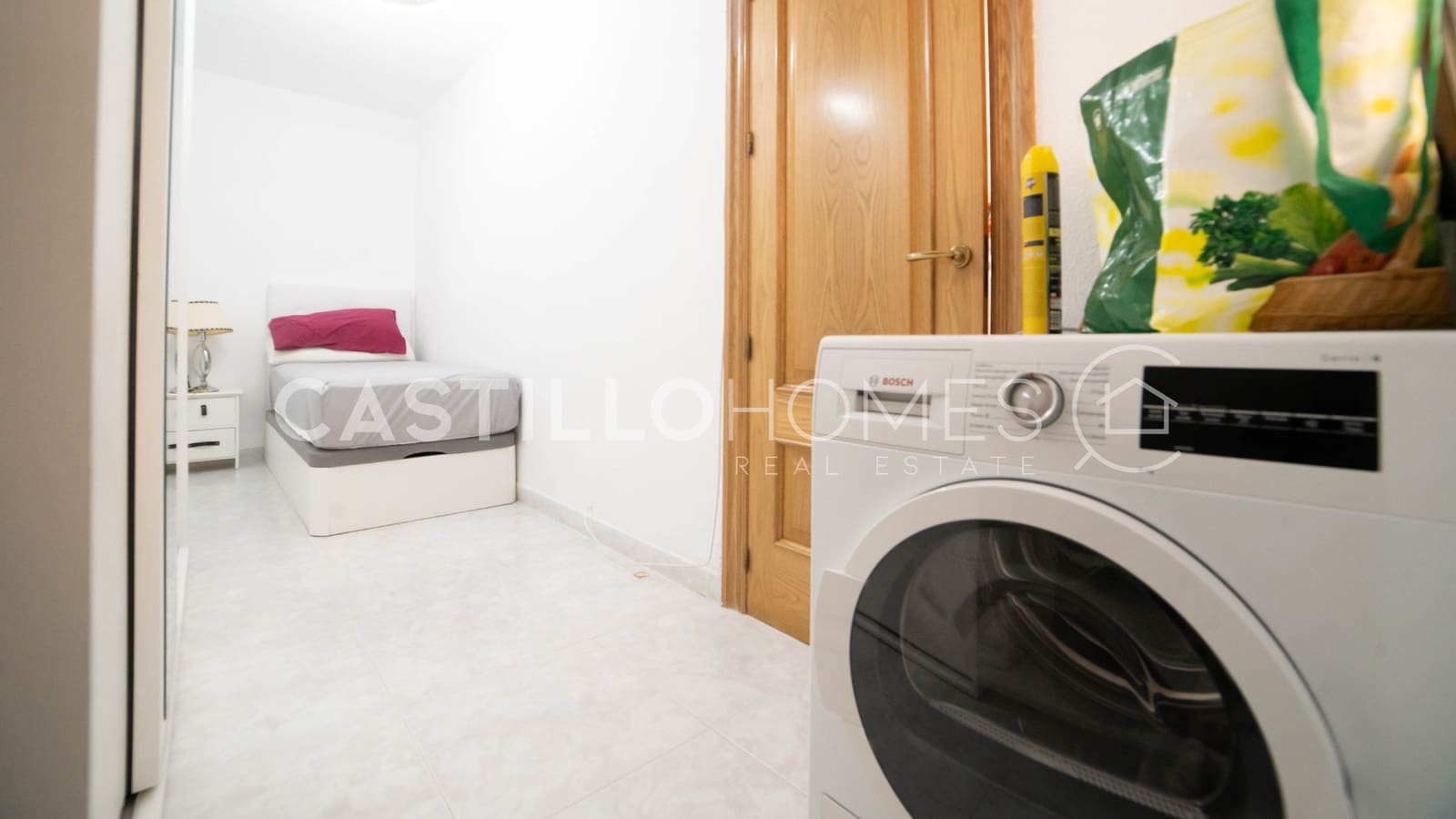 2 makuuhuone Omakotitalo myytävänä paikassa Torrevieja - 165 000 € (Ref: 9475599)