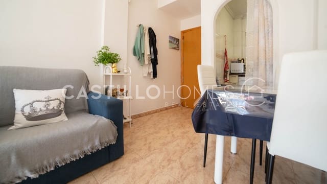 Apartamento de 2 habitaciones en Torrevieja en venta con piscina - 145.000 € (Ref: 9475609)