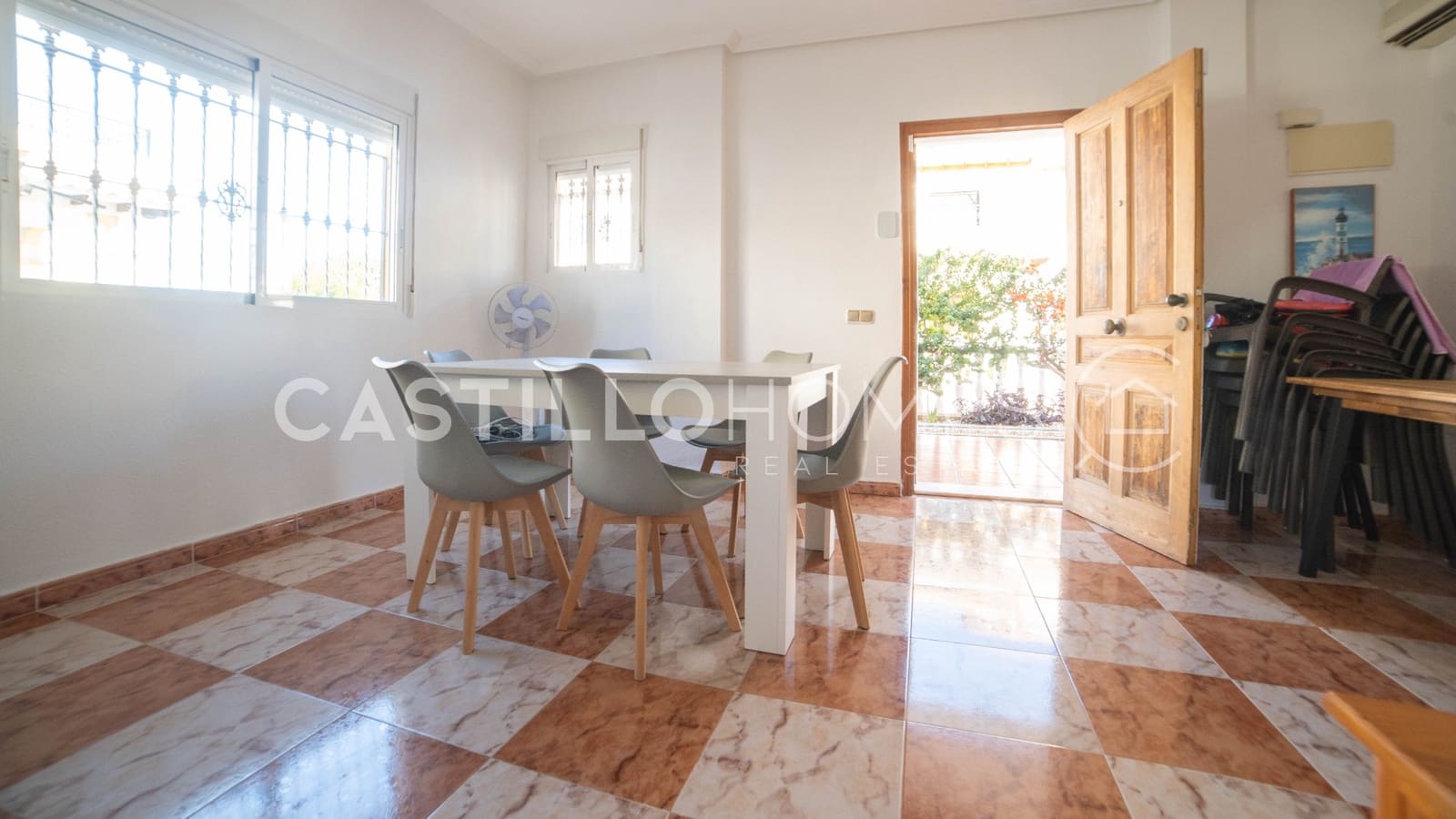 2 sovrum Hus till salu i Orihuela Costa med pool - 240 000 € (Ref: 9475616)