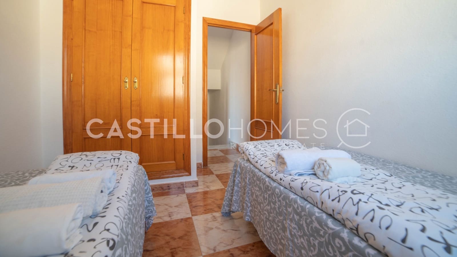 2 sovrum Hus till salu i Orihuela Costa med pool - 240 000 € (Ref: 9475616)