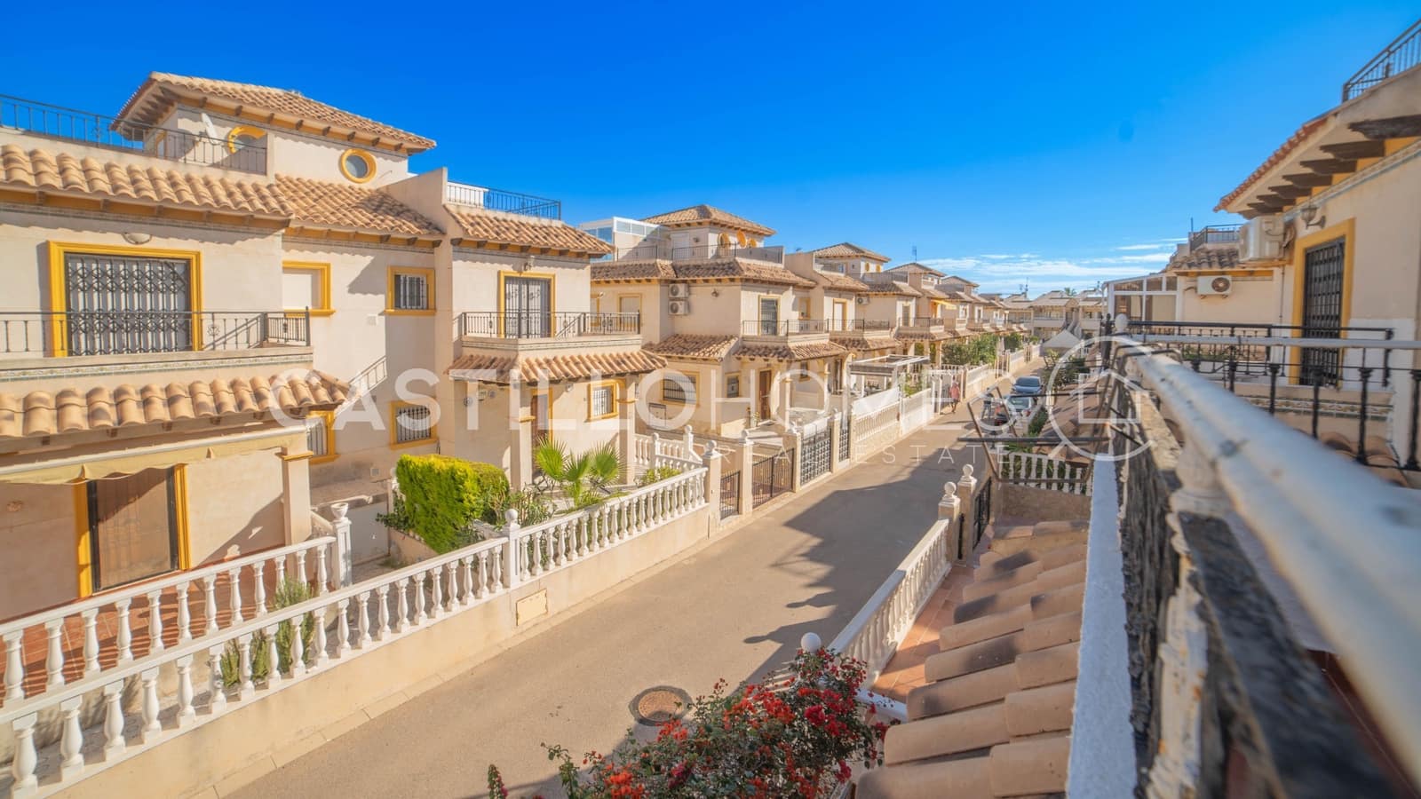 2 sovrum Hus till salu i Orihuela Costa med pool - 240 000 € (Ref: 9475616)