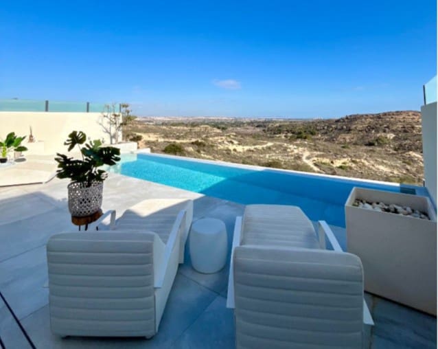 5 bedroom Villa for sale in Rojales with pool garage - € 875,000 (Ref: 9475619)