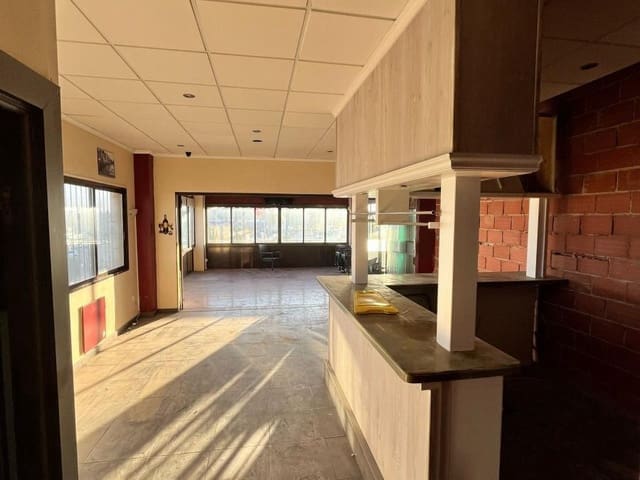 Kaupallinen myytävänä paikassa Orihuela Costa - 149 900 € (Ref: 9475631)