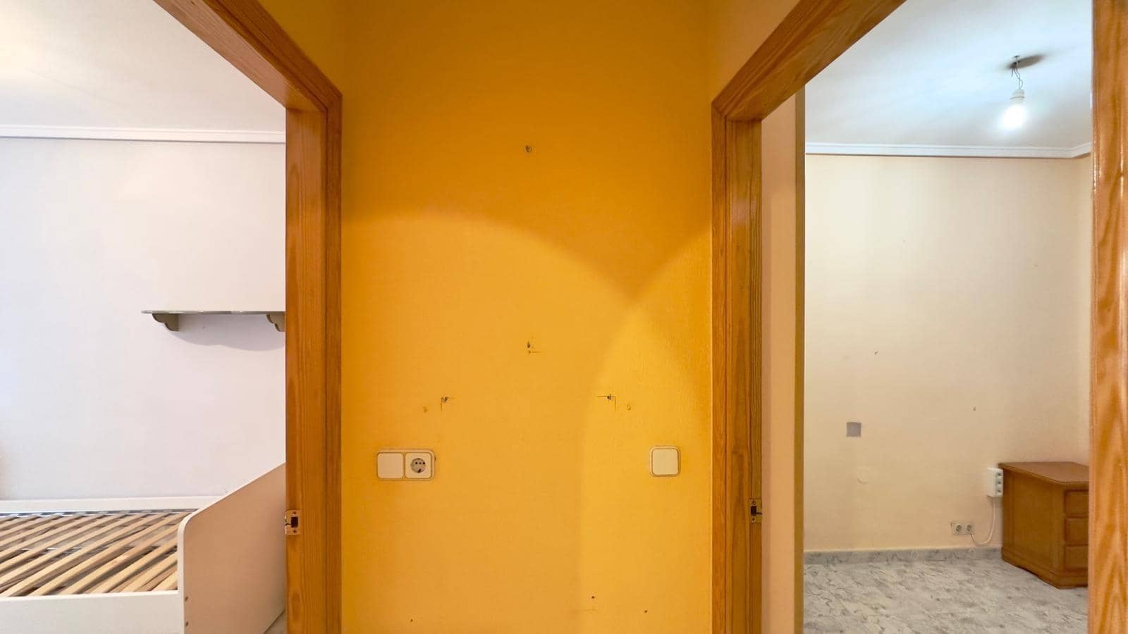 Apartamento de 2 habitaciones en Torrevieja en venta con piscina - 149.900 € (Ref: 9475637)