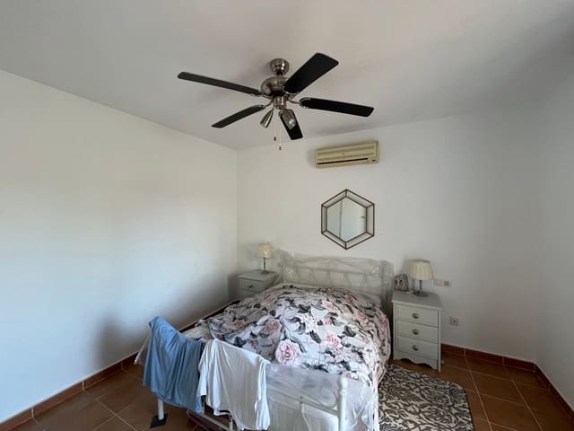 3 Zimmer Haus zu verkaufen in Villamartin, Orihuela mit Pool - 175.000 € (Ref: 9475638)