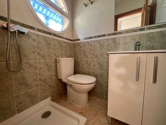 3 bedroom Bungalow for sale in Punta Prima, Torrevieja with pool - € 210,000 (Ref: 9475639)