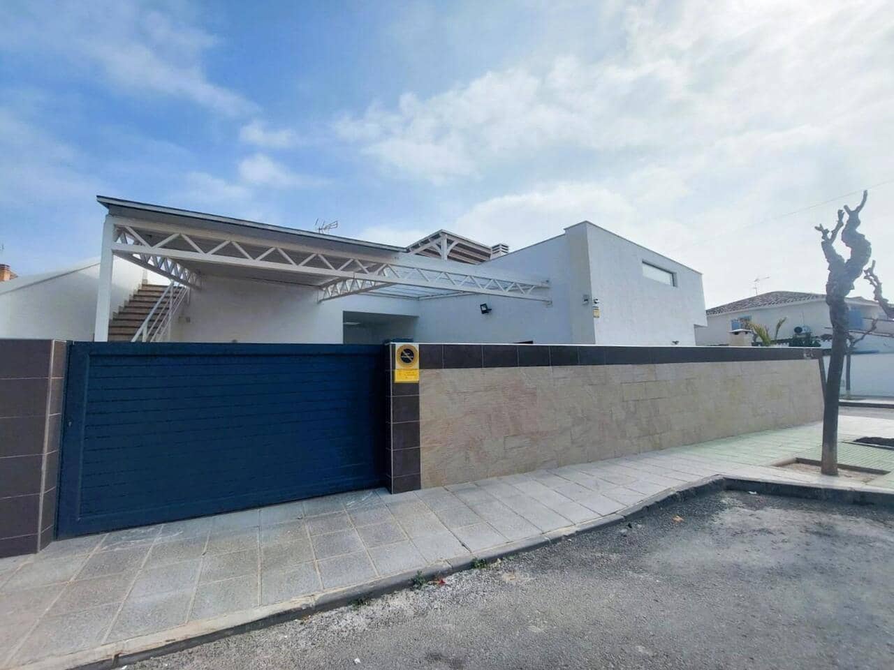 3 quarto Moradia para venda em Pilar de la Horadada com garagem - 598 000 € (Ref: 9479393)