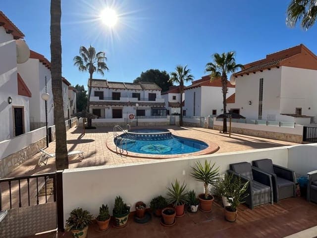 3 chambre Villa/Maison Semi-Mitoyenne à vendre à Villamartin - 239 900 € (Ref: 9479398)