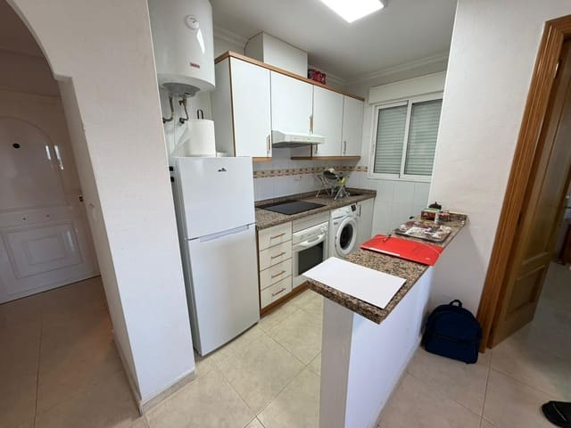 1 bedroom Apartment for sale in Guardamar del Segura with pool - € 99,900 (Ref: 9490887)