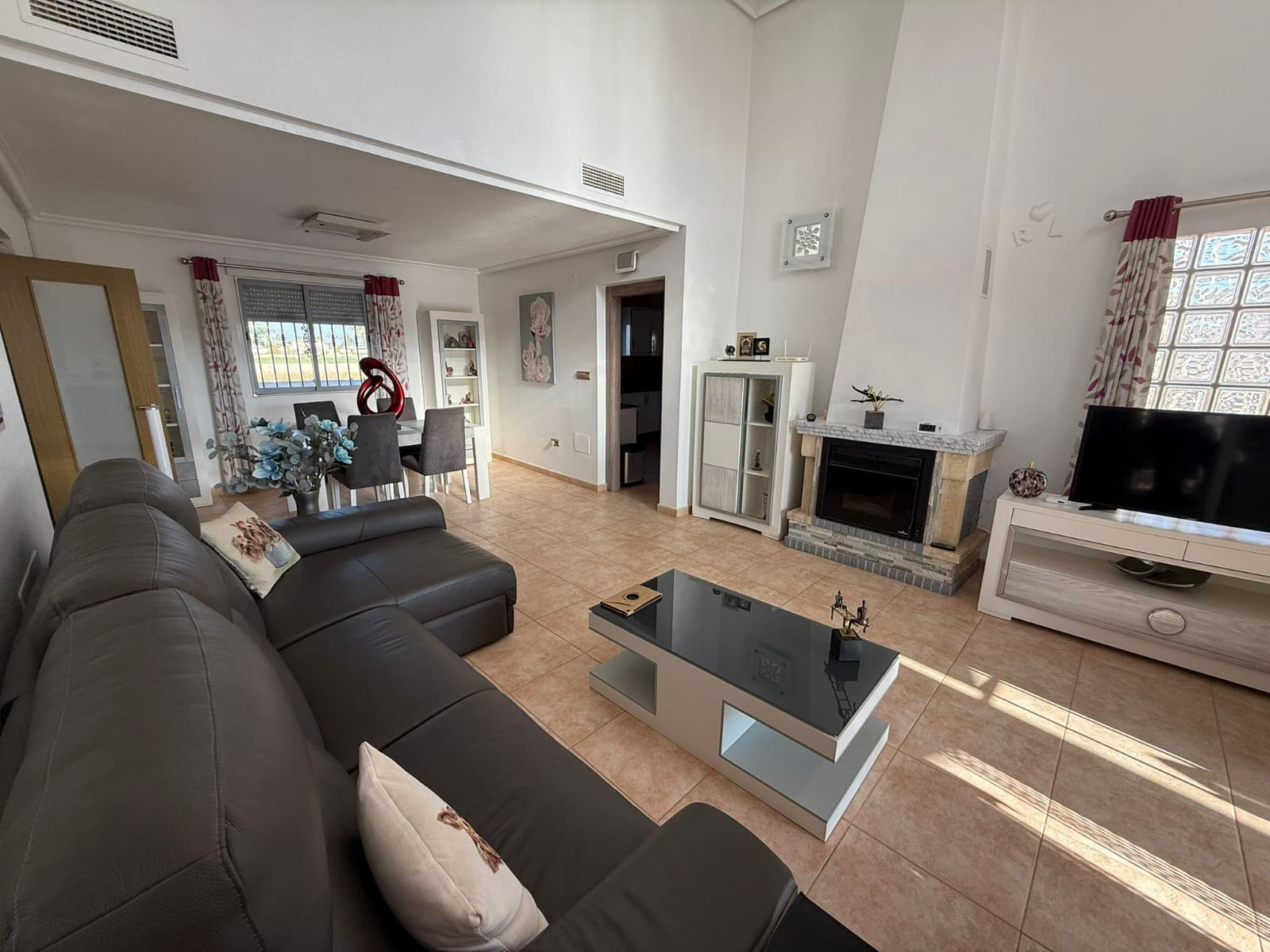 3 bedroom Finca/Country House for sale in Catral with pool - € 390,000 (Ref: 9490893)