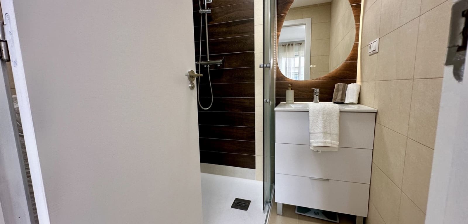 3 bedroom Apartment for sale in Torrevieja - € 220,000 (Ref: 9500085)