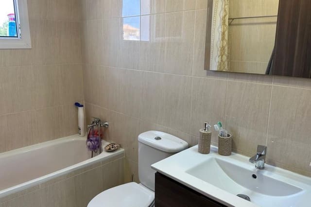 3 bedroom Semi-detached Villa for sale in Ciudad Quesada, Rojales - € 295,000 (Ref: 9503256)