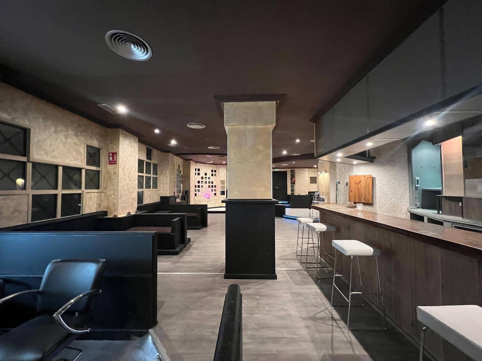 Gewerbe zu verkaufen in Torrevieja - 199.900 € (Ref: 9503259)