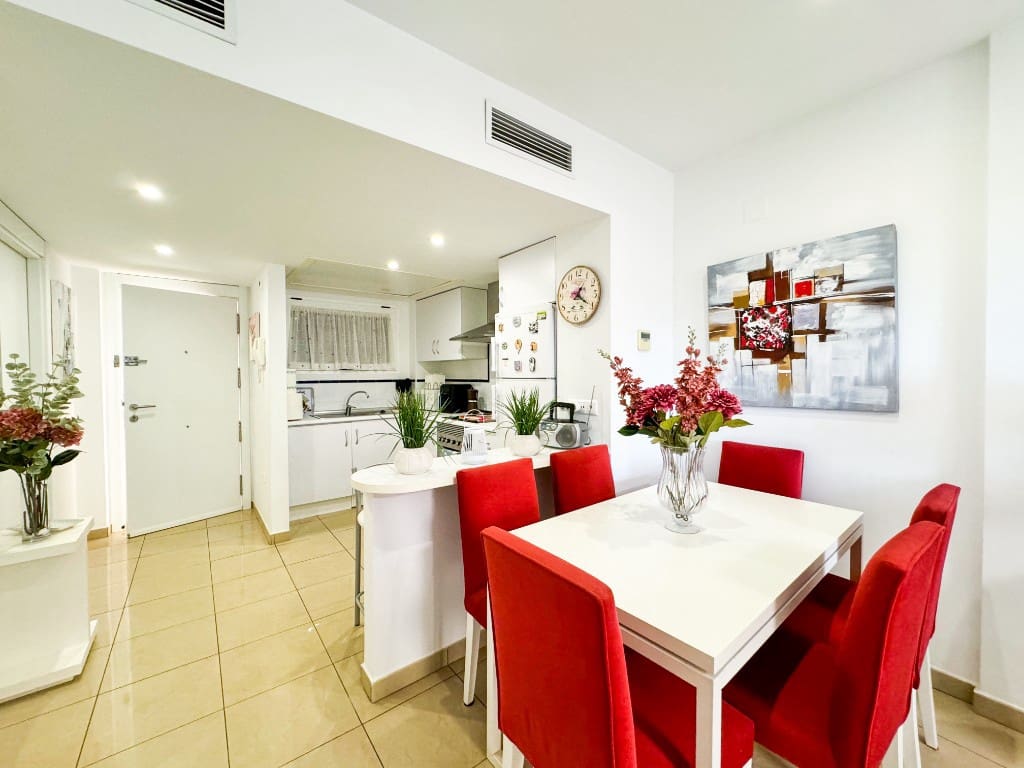 2 bedroom Apartment for sale in Playa Flamenca with pool garage - € 270,000 (Ref: 9503269)