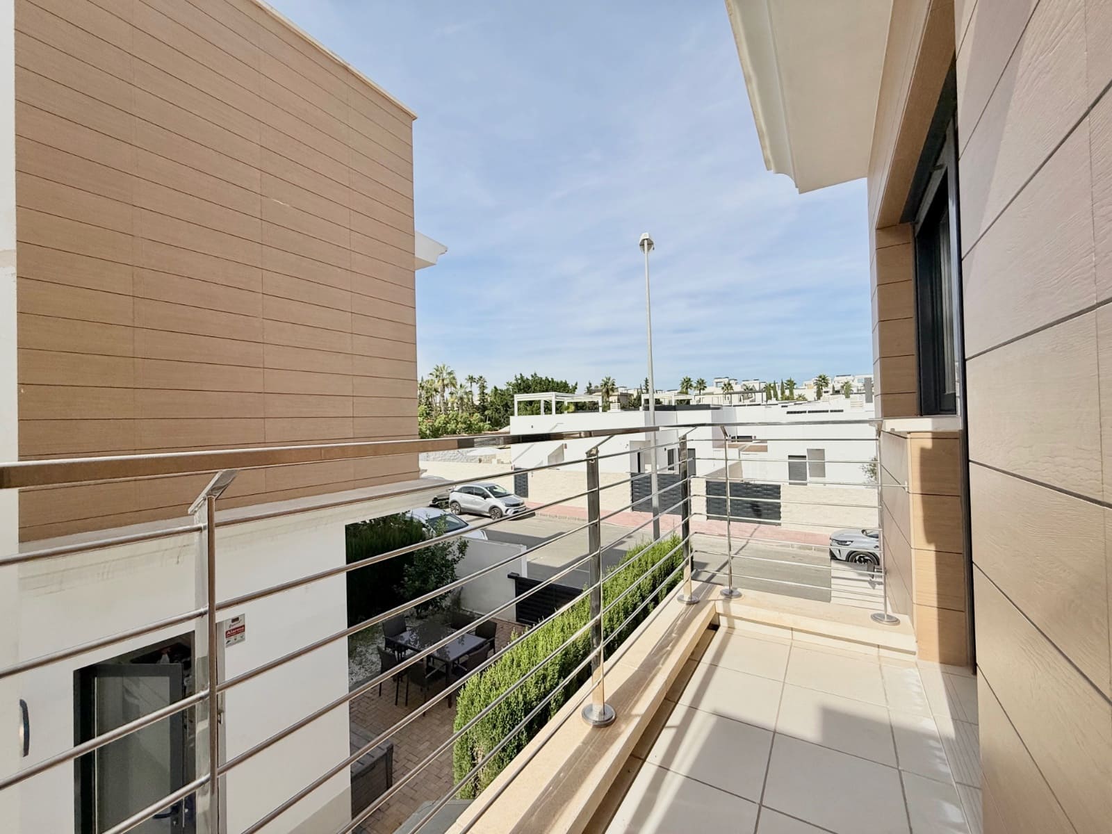 3 soveværelse Byhus til salg i Ciudad Quesada med swimmingpool garage - € 340.000 (Ref: 9503277)