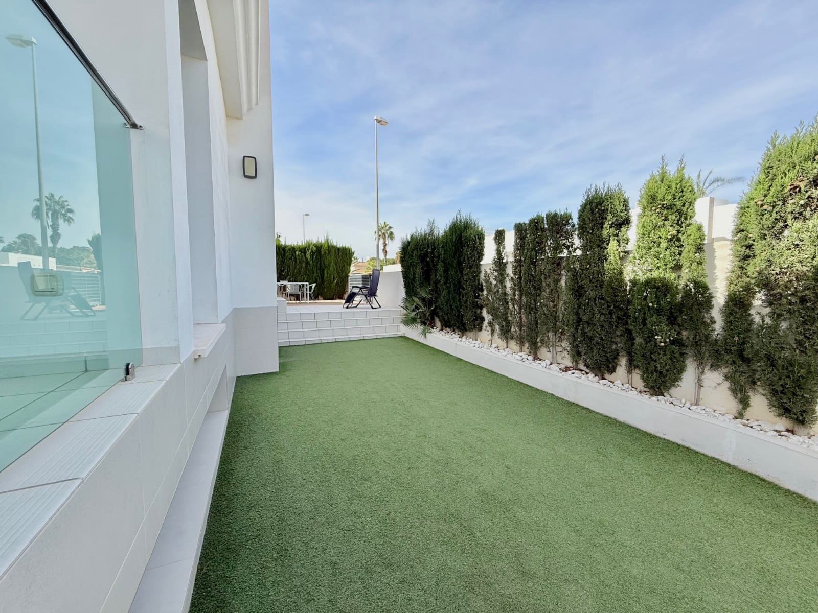 3 soveværelse Byhus til salg i Ciudad Quesada med swimmingpool garage - € 340.000 (Ref: 9503277)