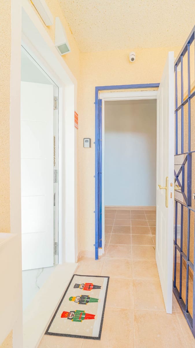 1 sypialnia Dom na sprzedaż w Orihuela Costa z basenem garażem - 170 000 € (Ref: 9503282)