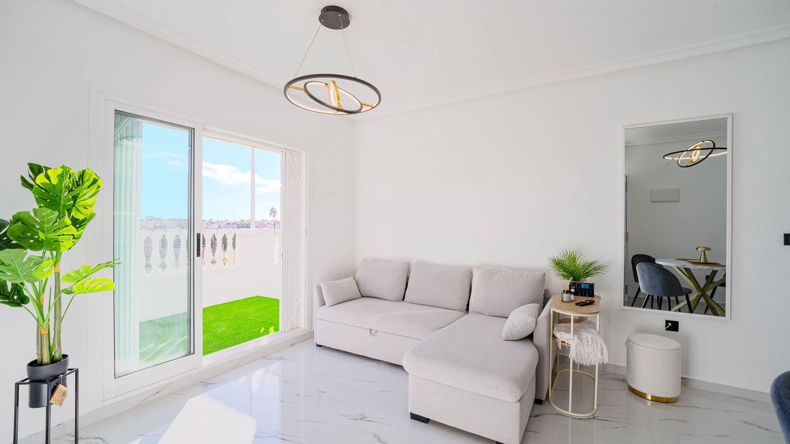 1 sypialnia Dom na sprzedaż w Orihuela Costa z basenem garażem - 170 000 € (Ref: 9503282)