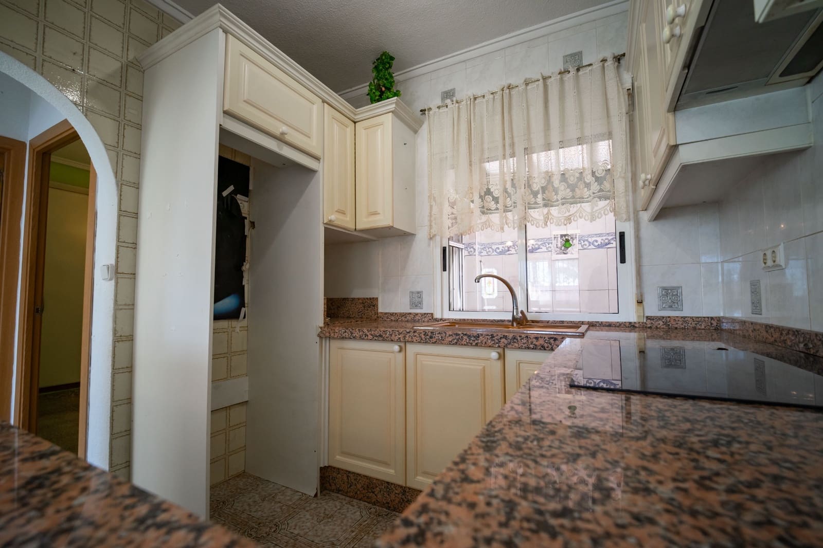 2 chambre Bungalow à vendre à Ciudad Quesada avec garage - 215 000 € (Ref: 9509251)