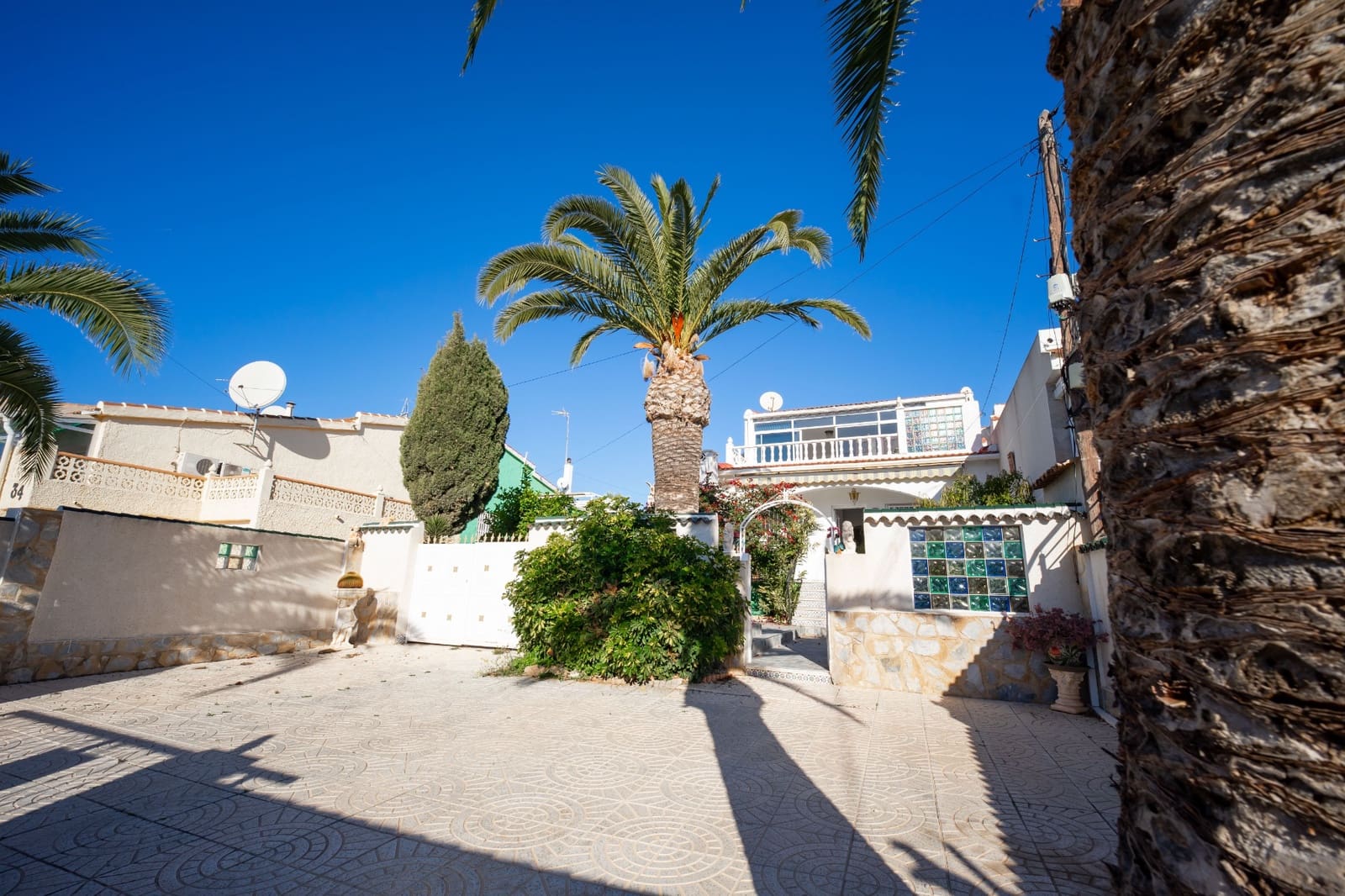 2 chambre Bungalow à vendre à Ciudad Quesada avec garage - 215 000 € (Ref: 9509251)