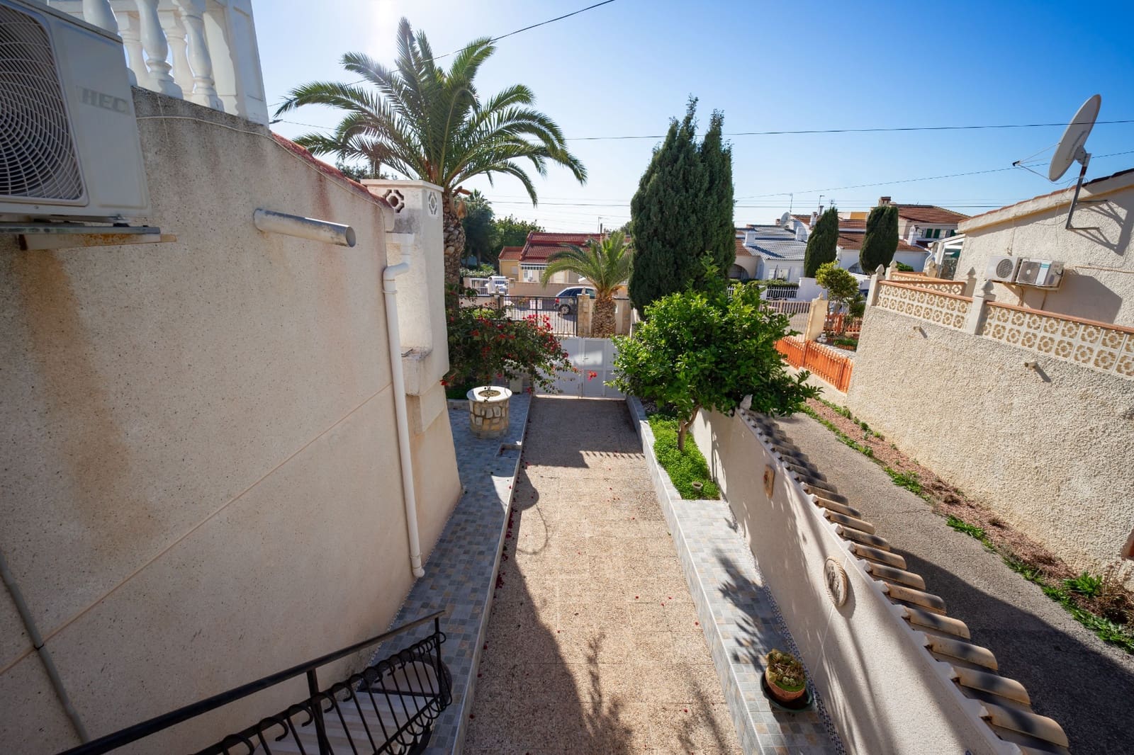 2 chambre Bungalow à vendre à Ciudad Quesada avec garage - 215 000 € (Ref: 9509251)