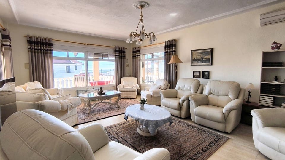 3 bedroom Villa for sale in Ciudad Quesada with pool - € 525,000 (Ref: 9509256)