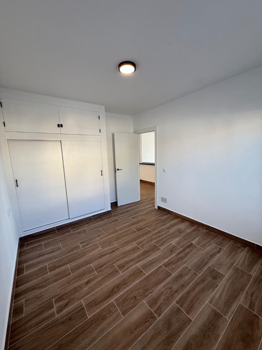 3 bedroom Semi-detached Villa for sale in Ciudad Quesada - € 249,000 (Ref: 9518993)