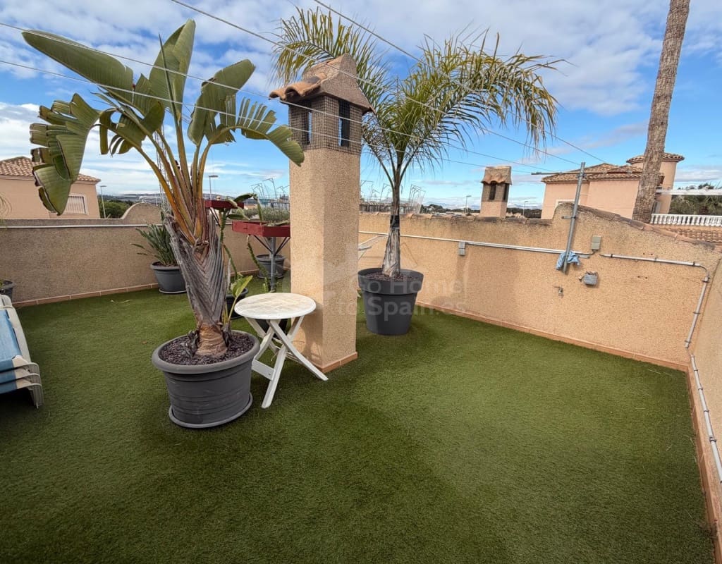 3 camera da letto Villa in vendita in Ciudad Quesada con piscina - 330.000 € (Rif: 9525273)