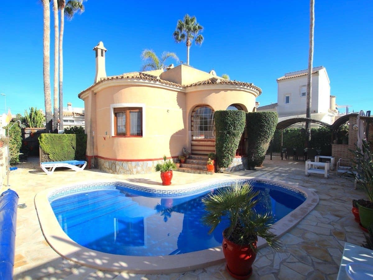 3 camera da letto Villa in vendita in Ciudad Quesada con piscina - 330.000 € (Rif: 9525273)