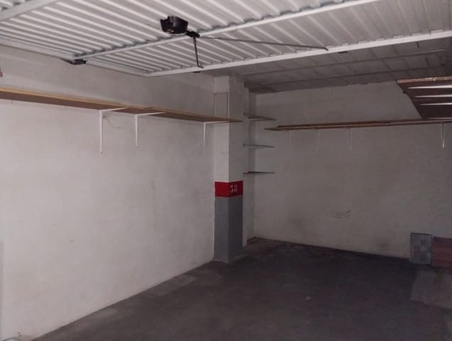 Garage te koop in Torrevieja - € 13.630 (Ref: 9528567)
