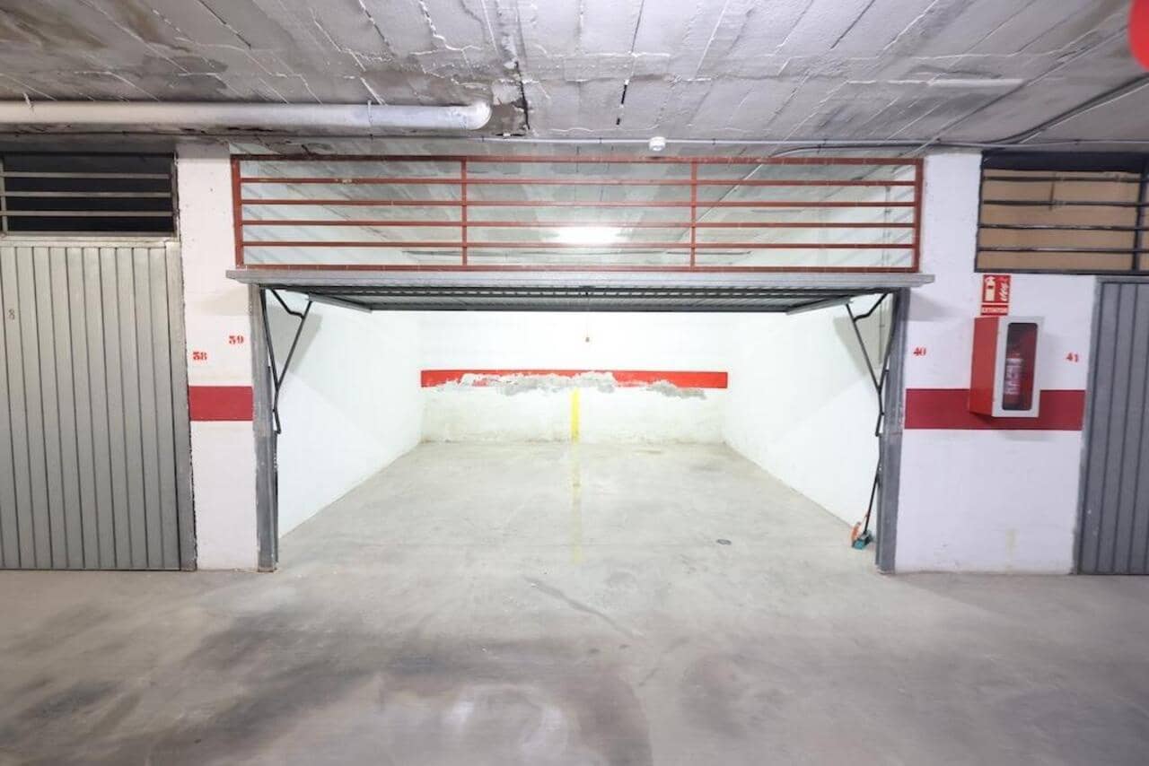 Garage for sale in Torrevieja - € 18,000 (Ref: 9532725)