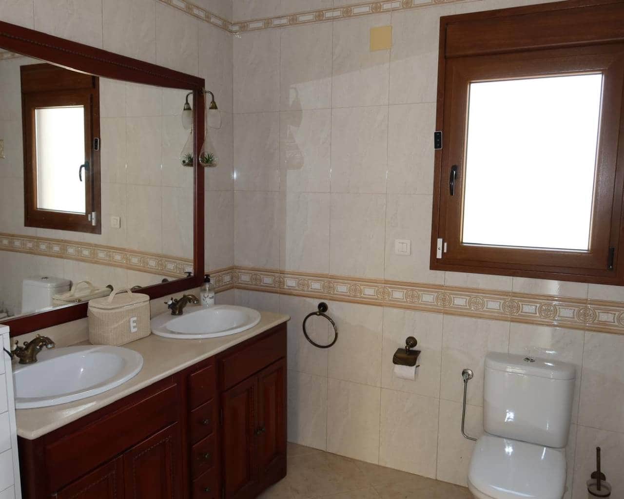 4 bedroom Villa for sale in Orihuela with pool garage - € 850,000 (Ref: 9532733)