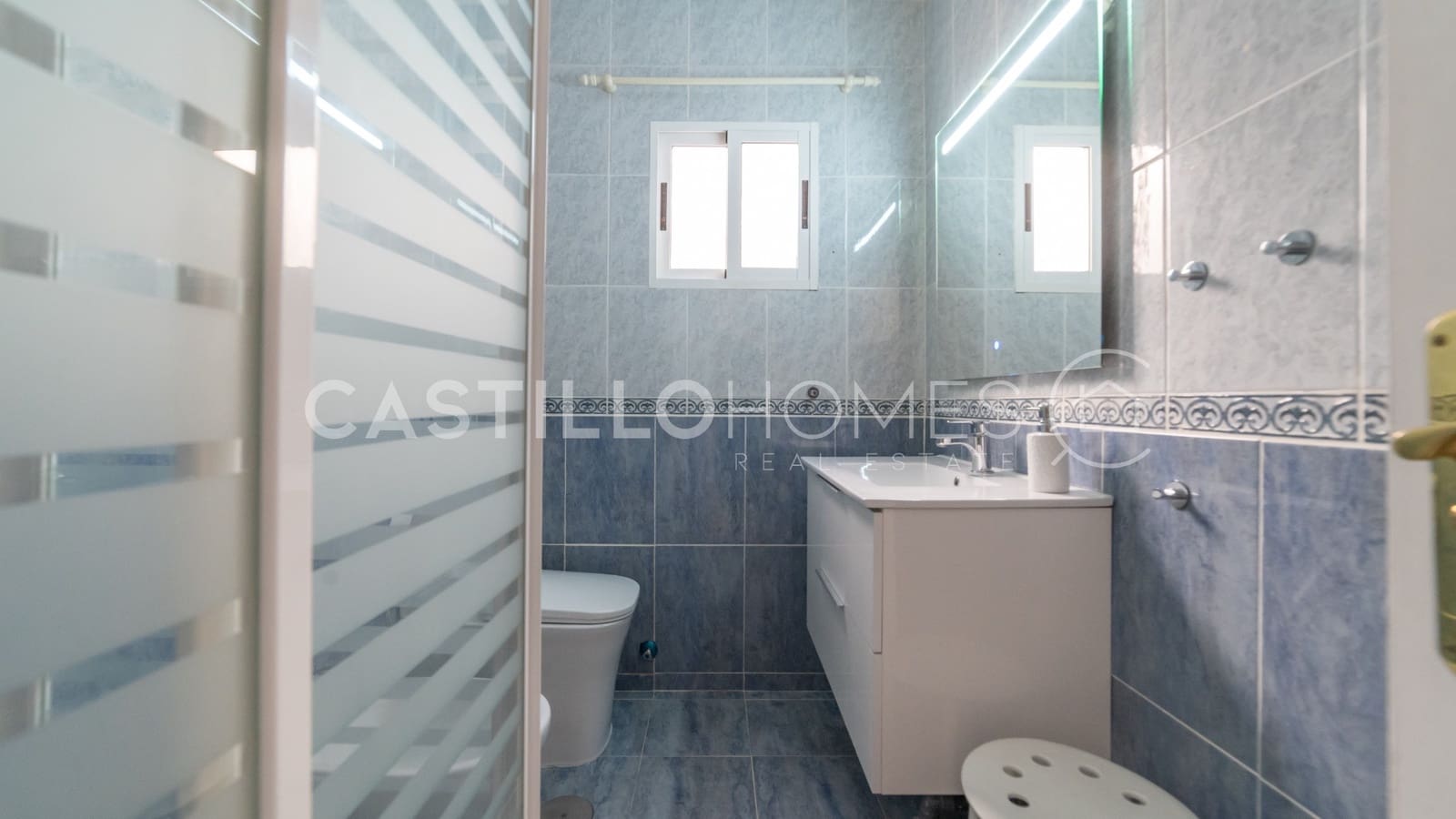 Apartamento de 3 habitaciones en Torrevieja en venta - 290.000 € (Ref: 9534407)