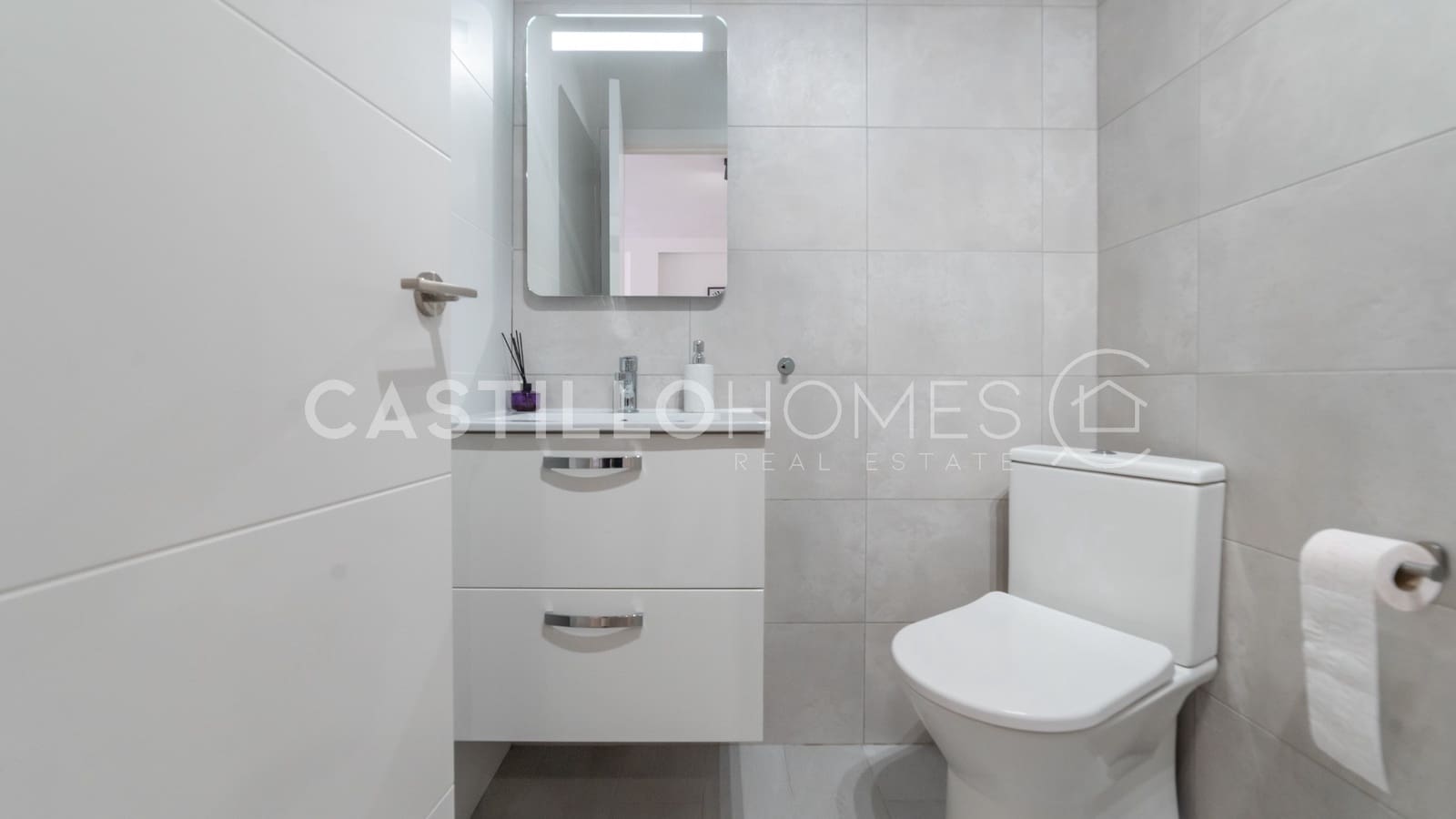Apartamento de 3 habitaciones en Torrevieja en venta - 290.000 € (Ref: 9534407)